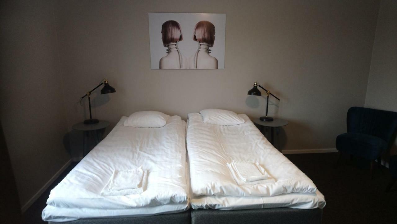 Briq Hotell Hova エクステリア 写真